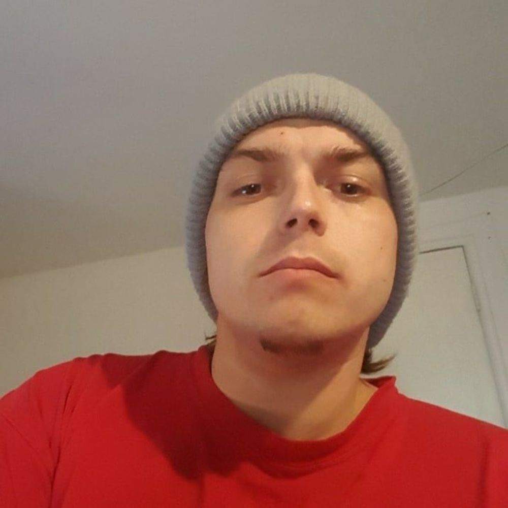 Meet your Posher, Dakota